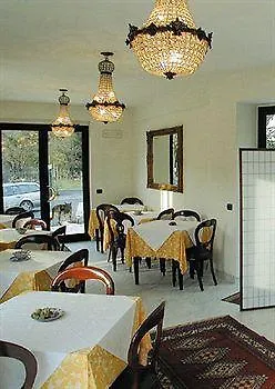 Affittacamere Luna Rossa 2* ריקו דל גולפו די ספאציה